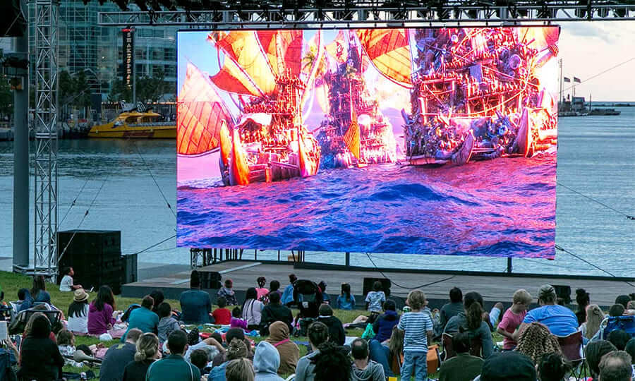 Striking Color Display