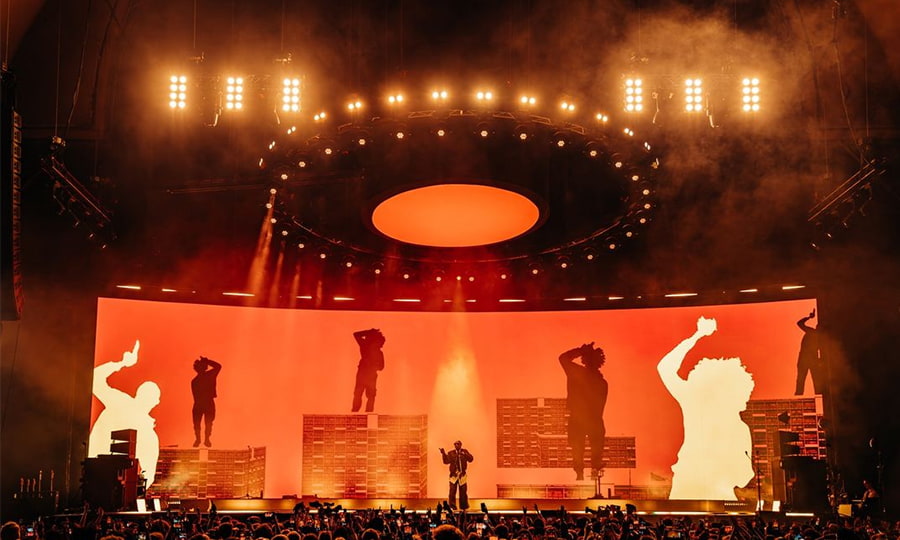 Curved Stage LED Screen