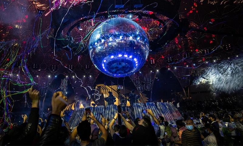 Spherical Screens Music festival concert