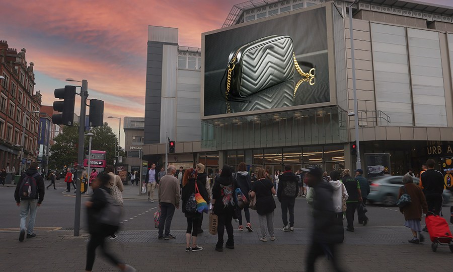 Outdoor large-screen display screen