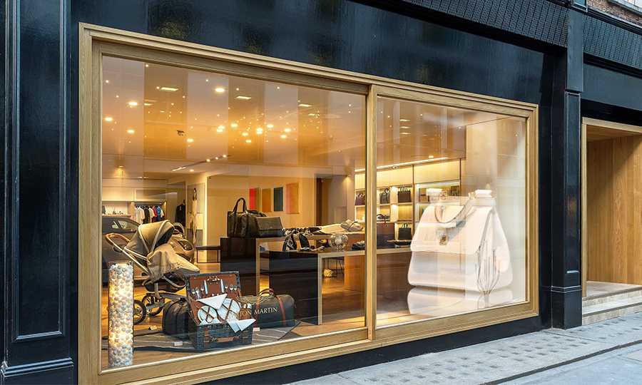 Transparent LED display in retail