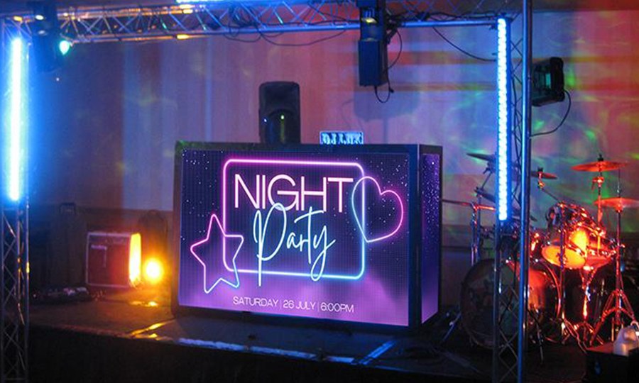 Explore-DJ-accessories-enhancing-event-experiences.