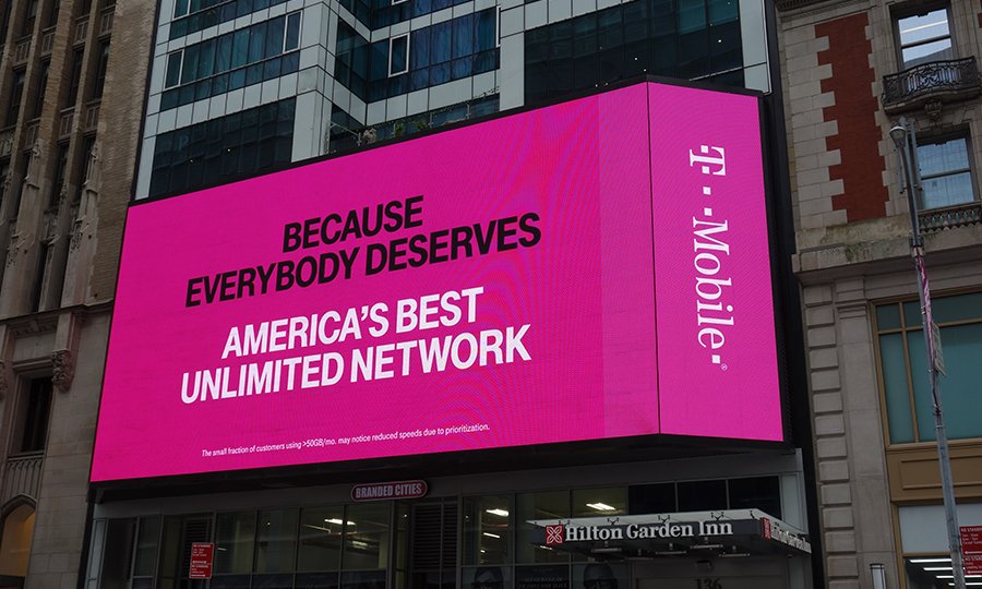 Witness-the-stunning-visual-impact-of-a-P5-LED-screen-display.